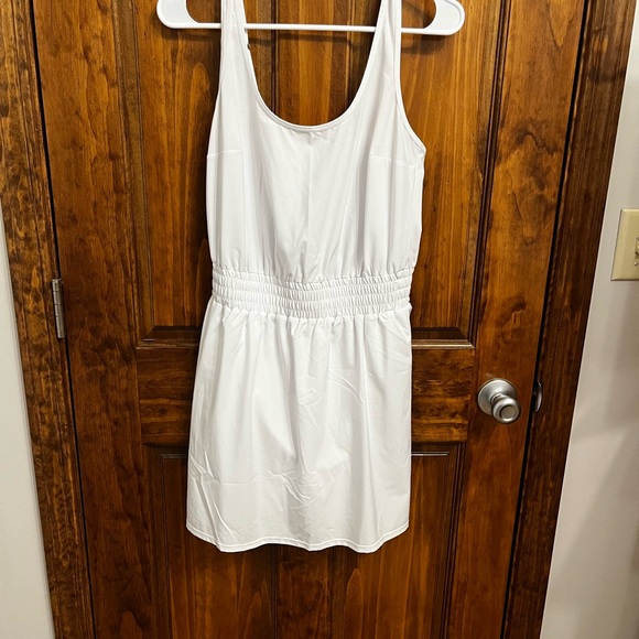 Abercrombie & Fitch white dress/skort - Picture 1 of 4
